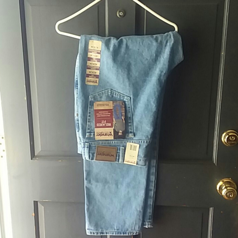 Wrangler 40x34